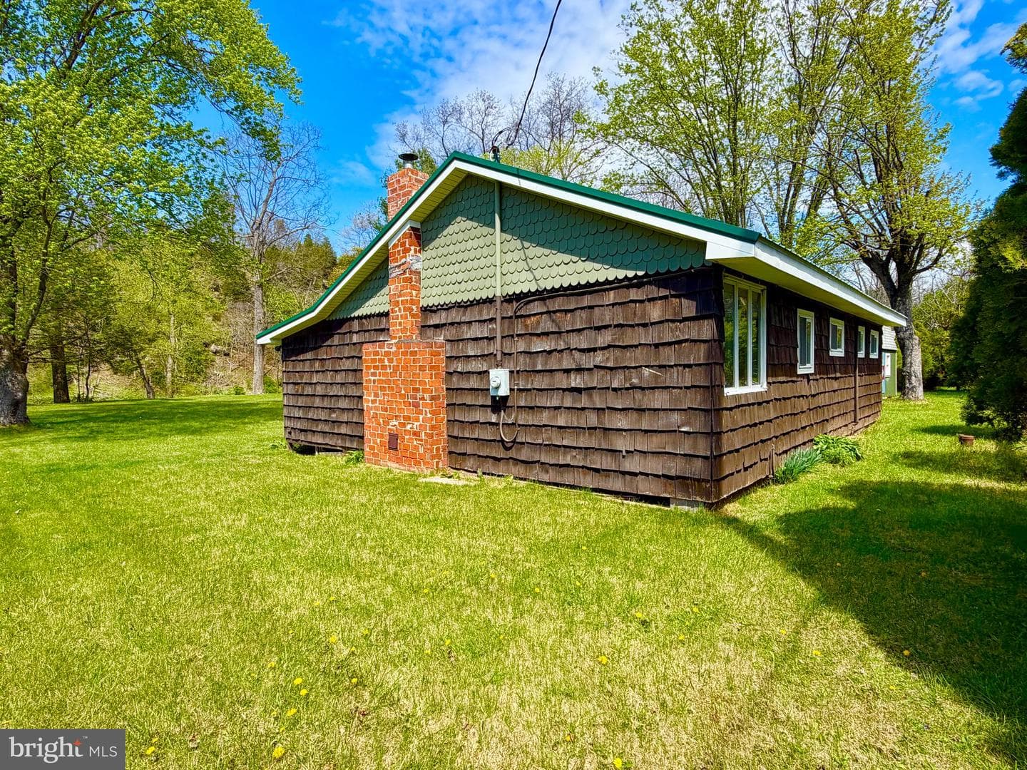 457 Cove Street photo 5