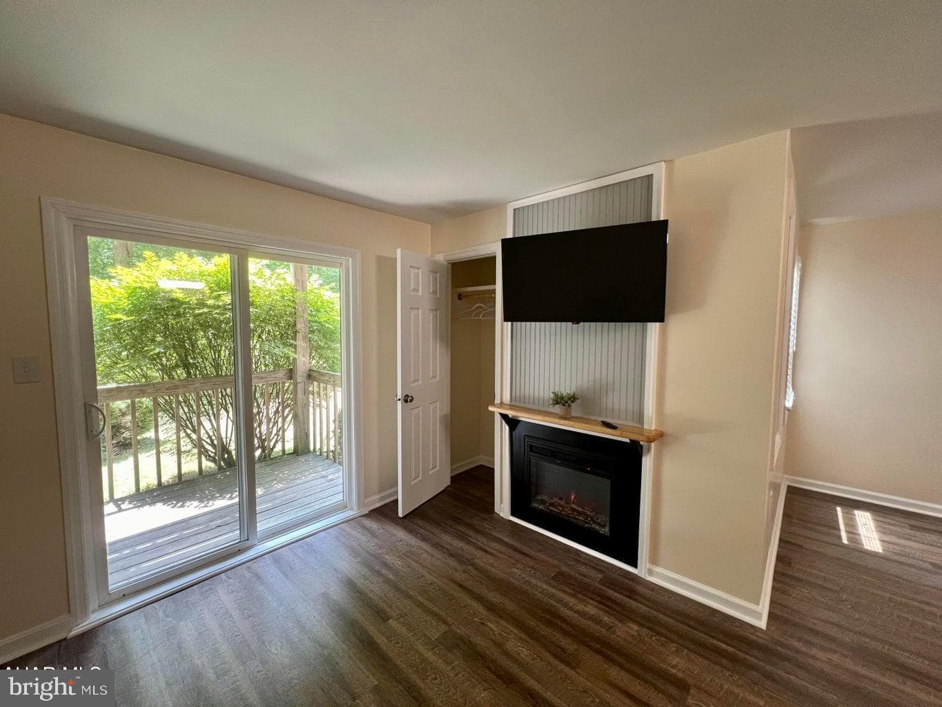 209 Valley Point Lane E #c501 photo 4
