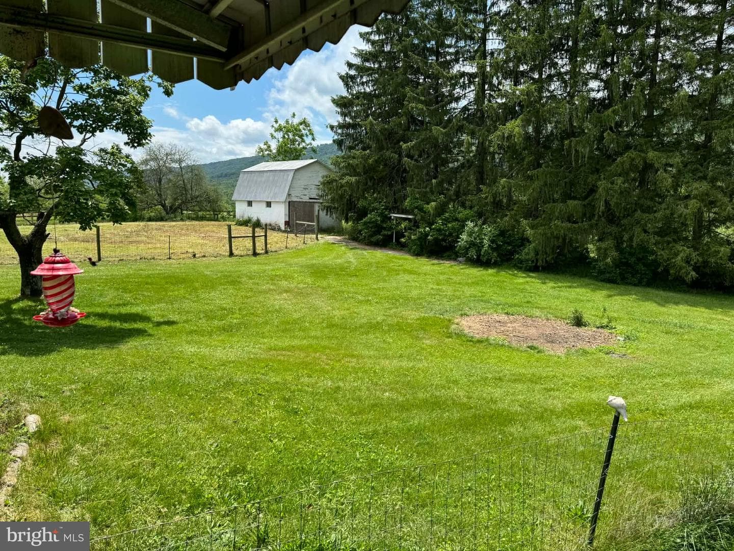 2165 Bedford Valley Road photo 10