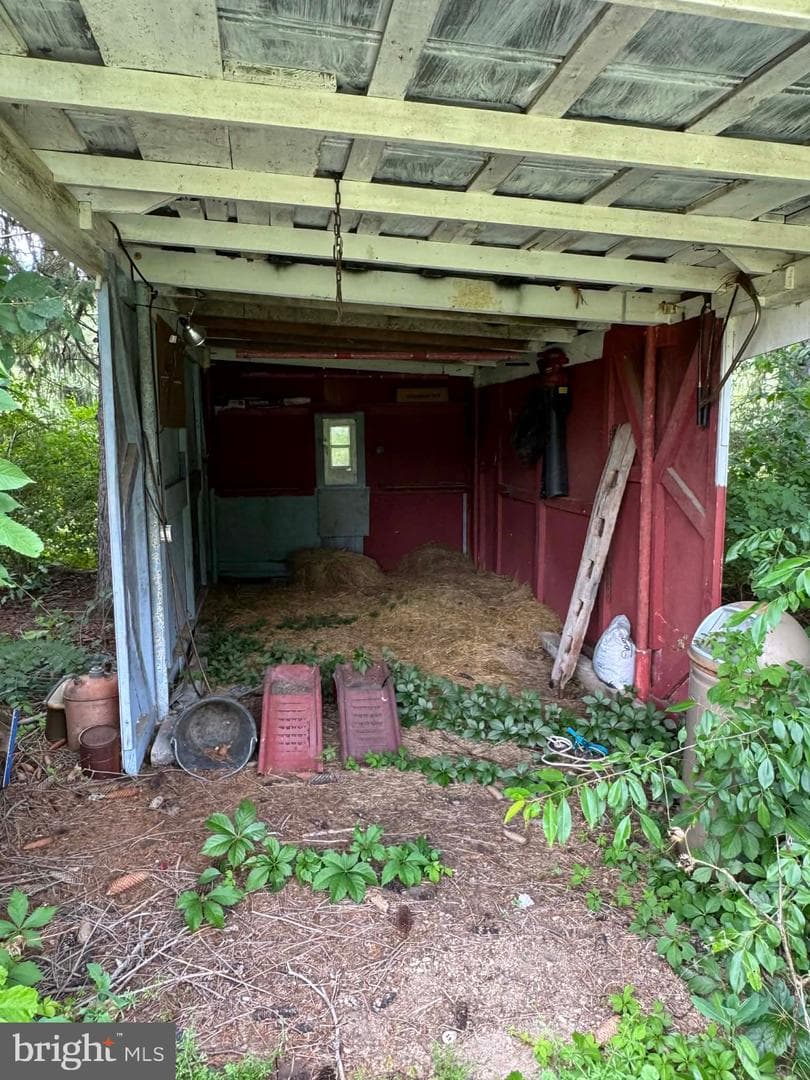 2165 Bedford Valley Road photo 23
