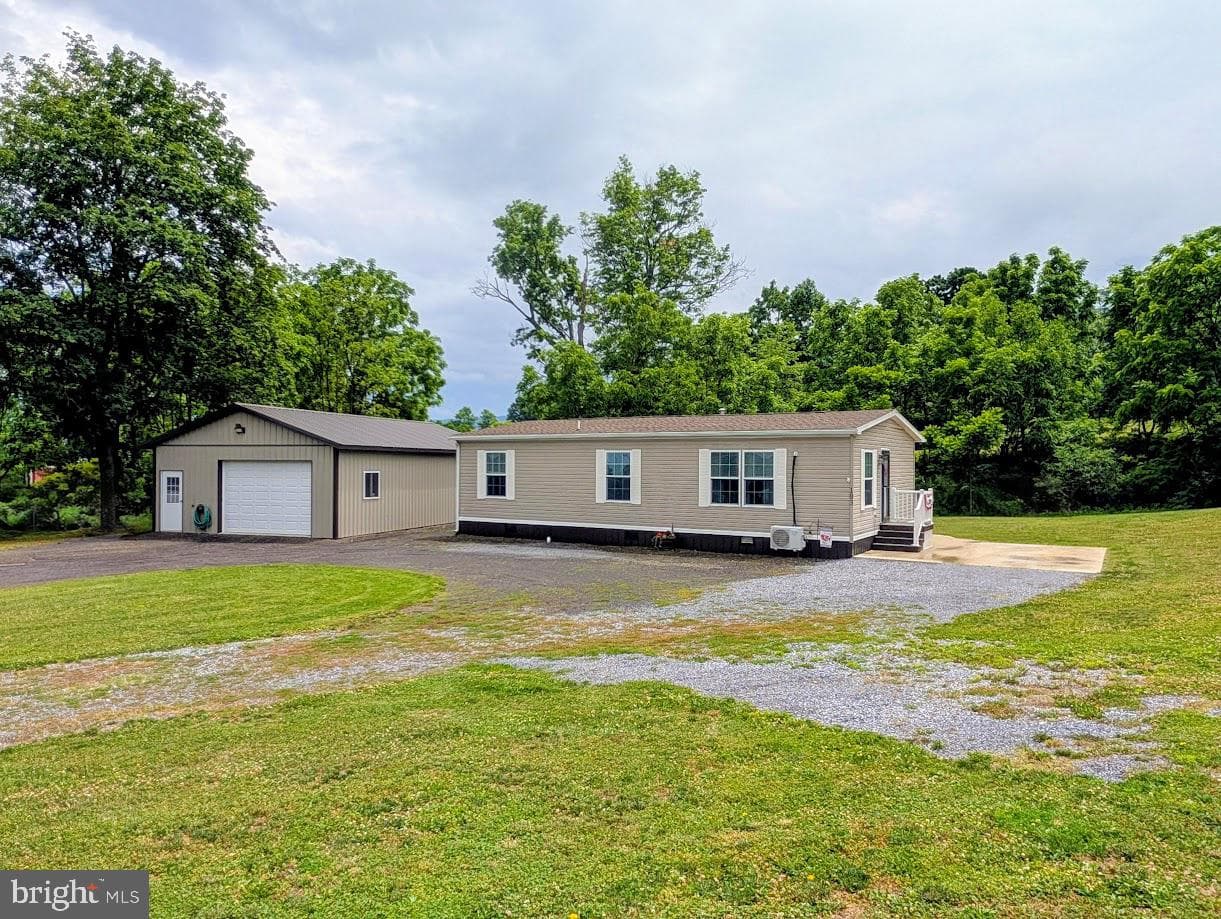 183 Oak Hill Rd photo 3