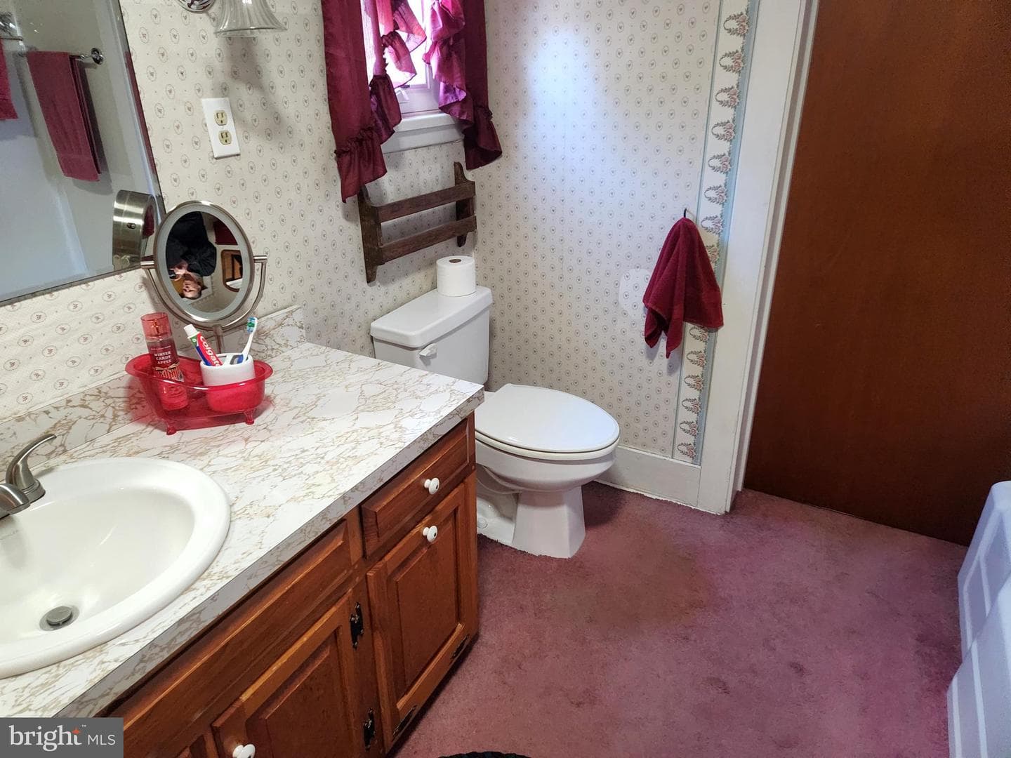 5822 Business 220 photo 16