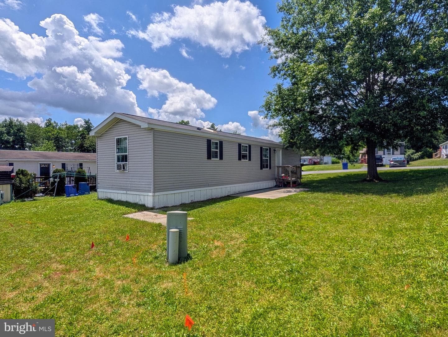 210 Chestnut St photo 5