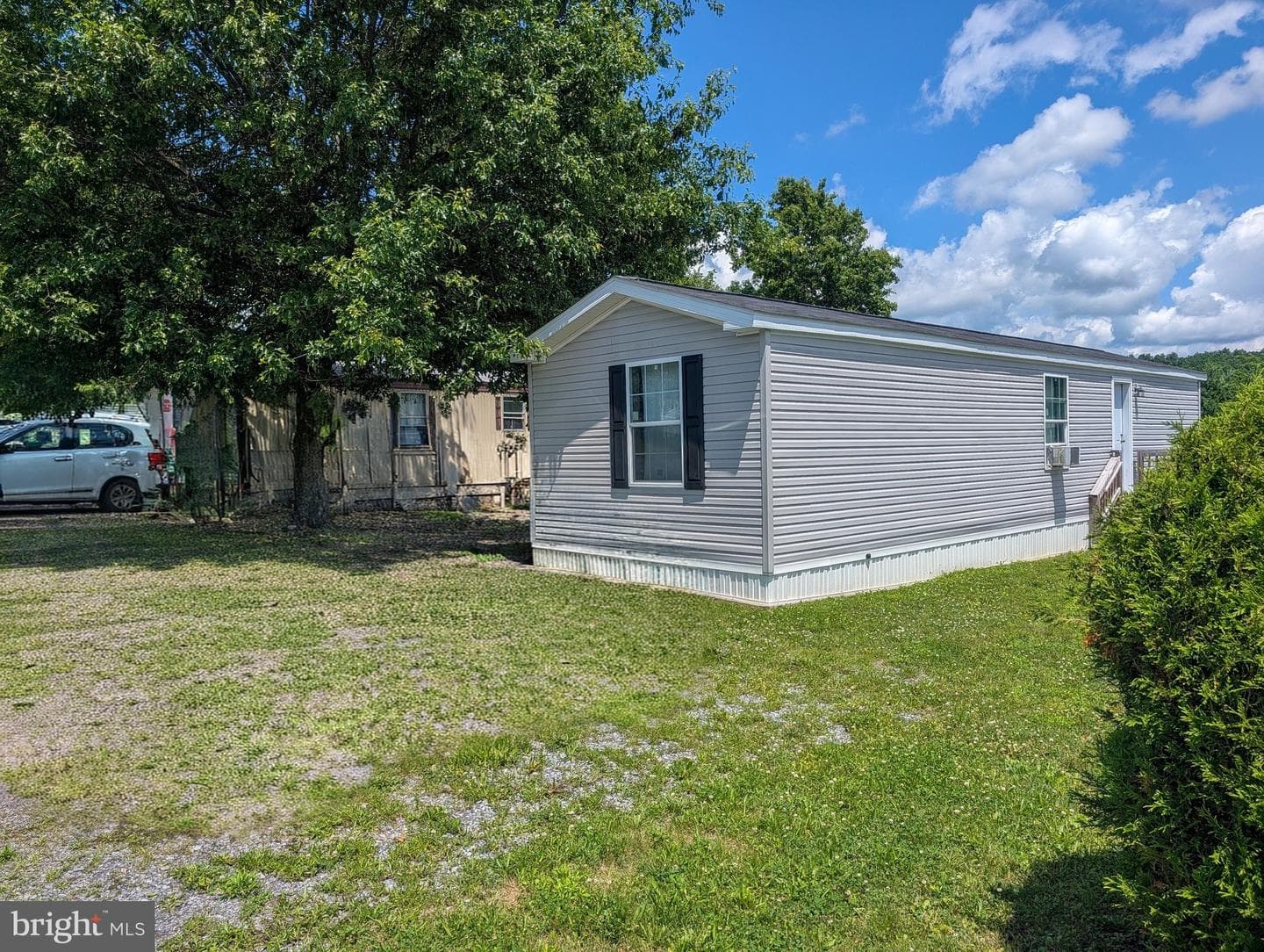 210 Chestnut St photo 8