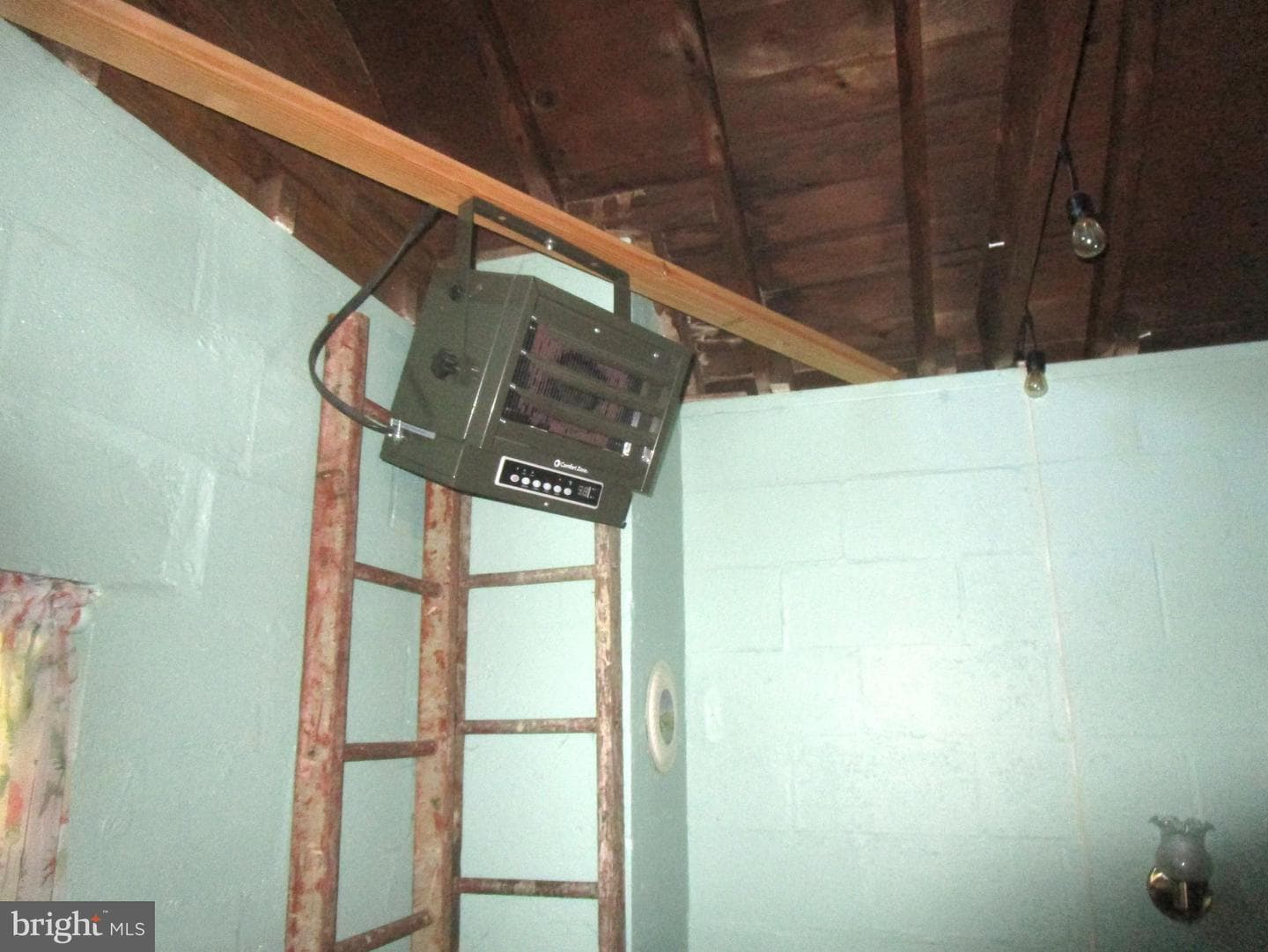 215 First Street photo 25
