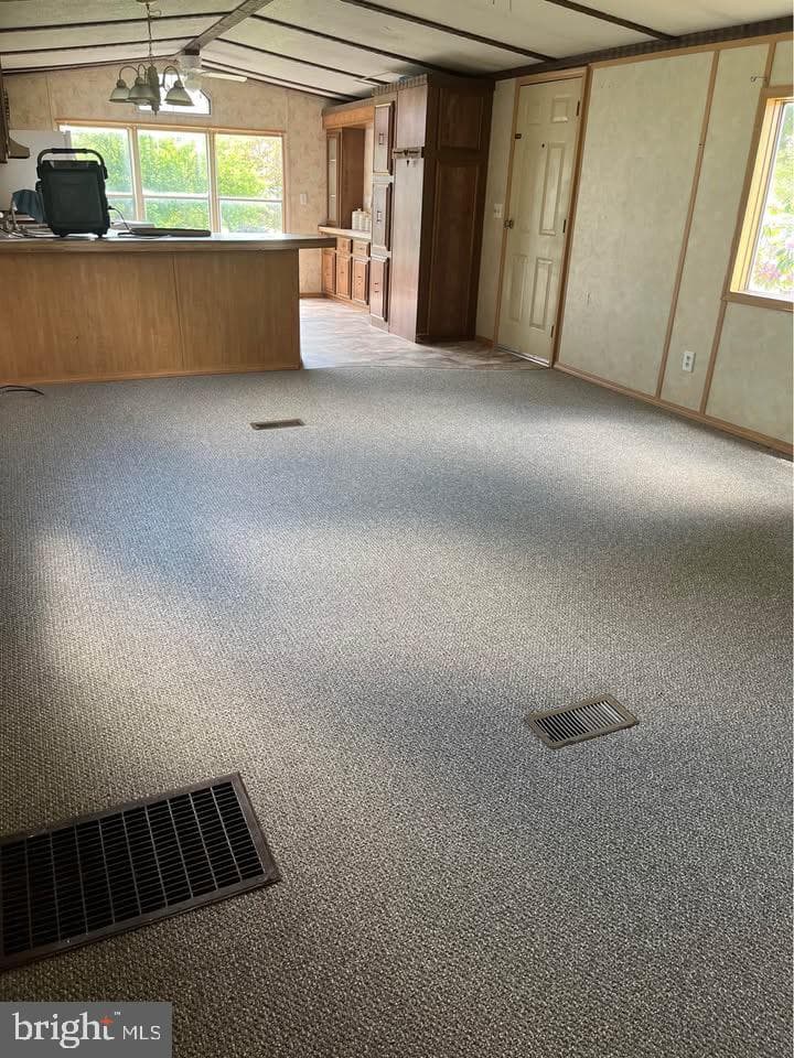 1060 Industrial Avenue photo 3