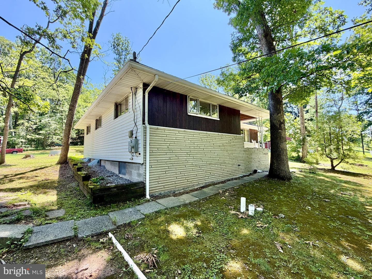 624 & 632 Raystown Road photo 7