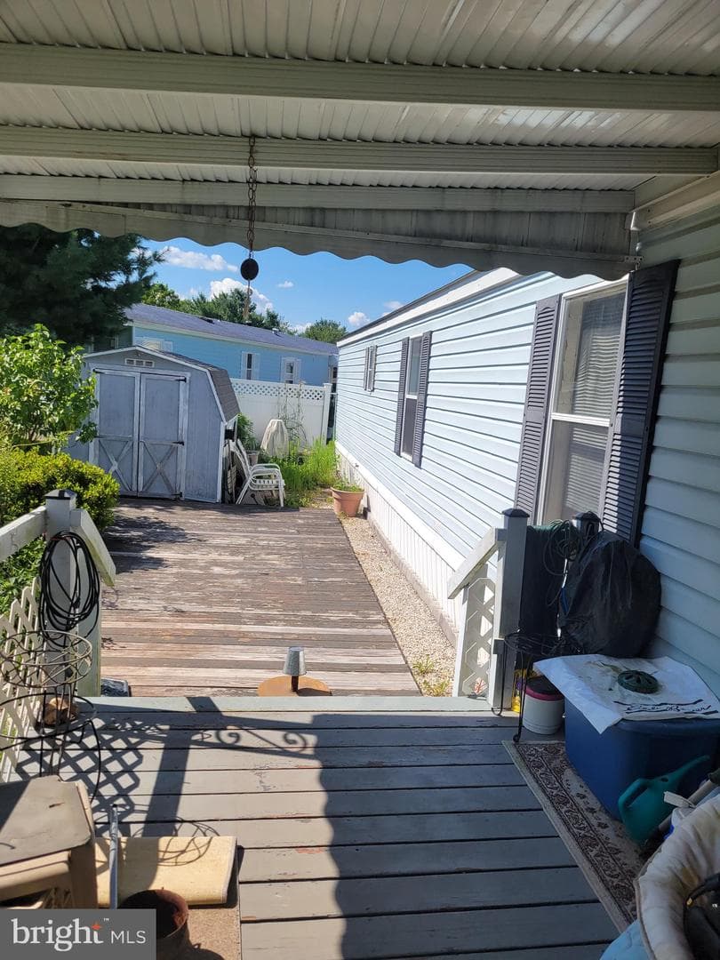 213 Knollwood Lane photo 2