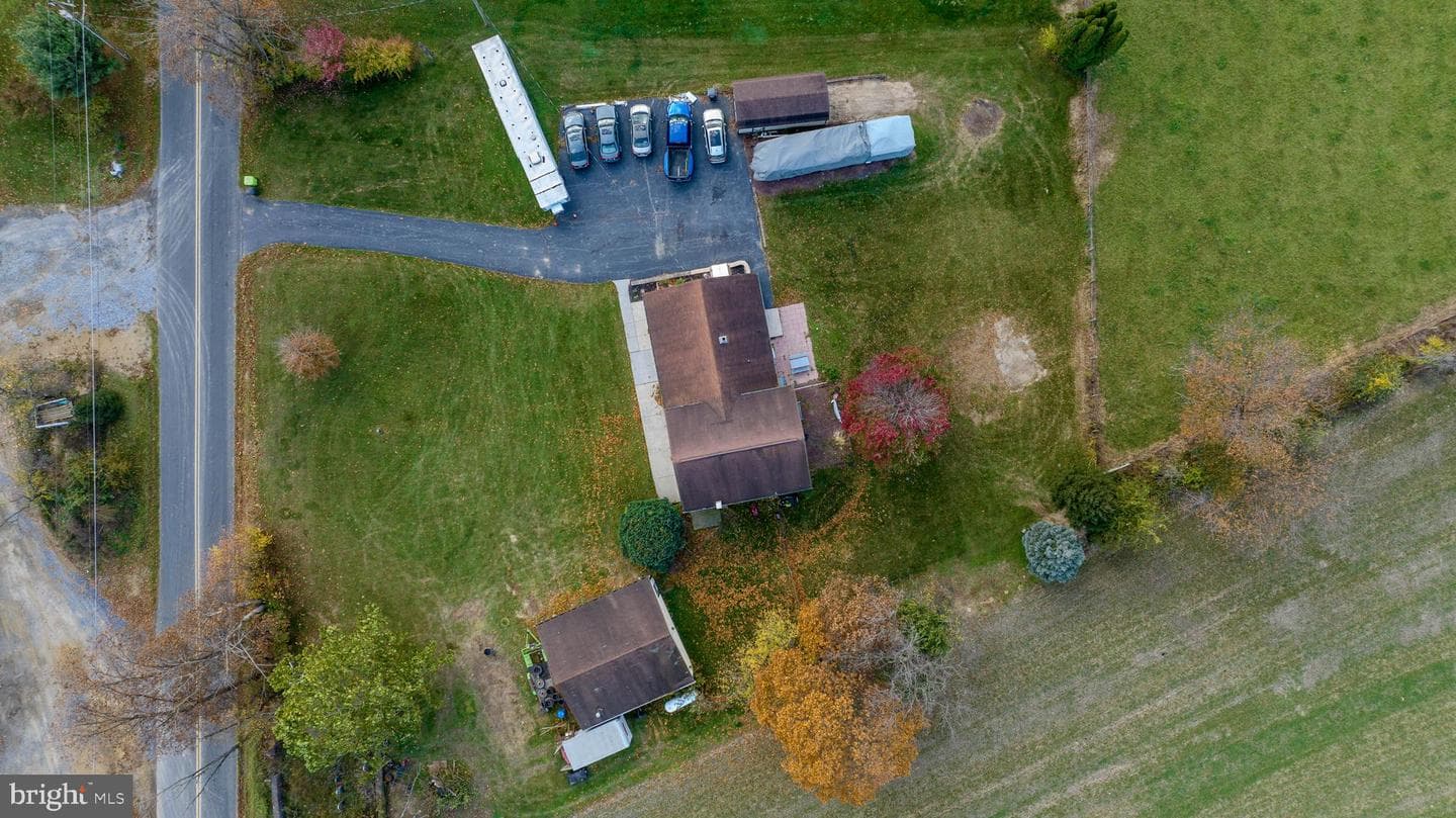 482 Tulley Drive photo 4