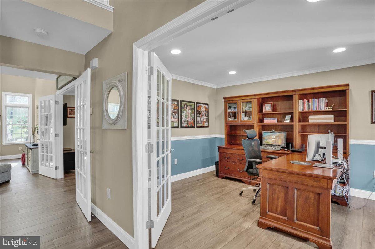 15 Pickwick Place photo 13
