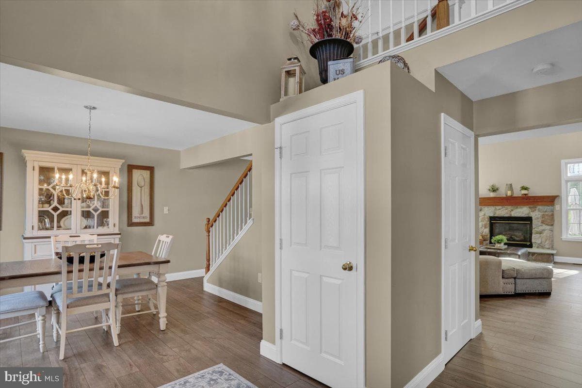 15 Pickwick Place photo 15