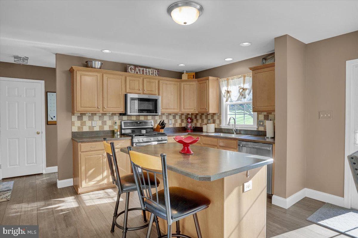 15 Pickwick Place photo 28