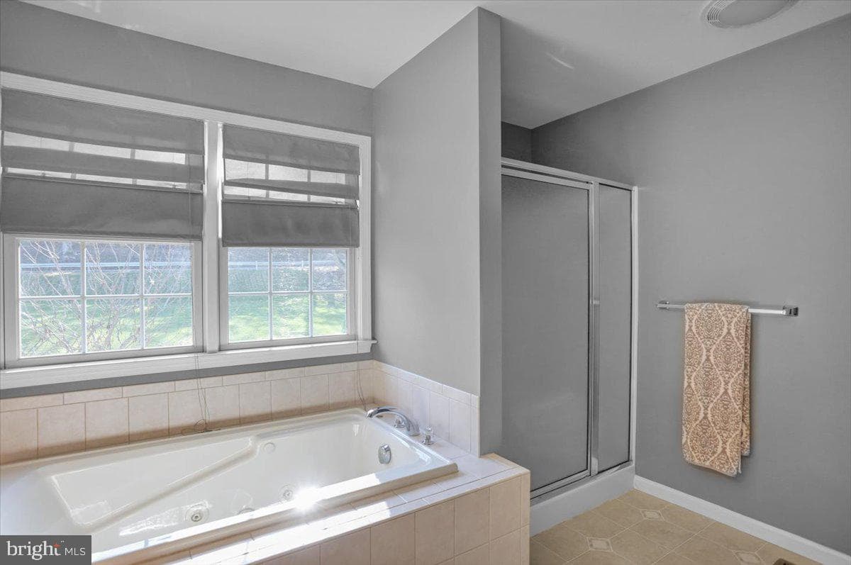 15 Pickwick Place photo 41