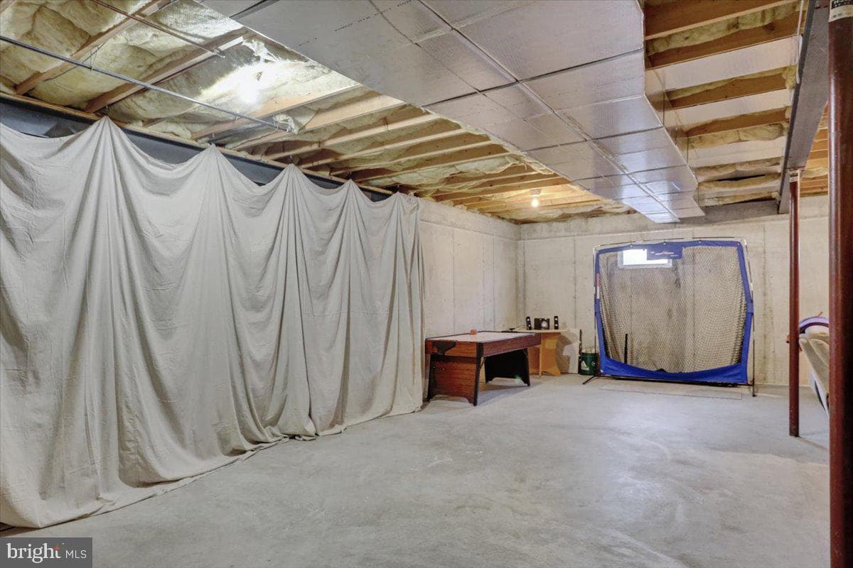 15 Pickwick Place photo 50