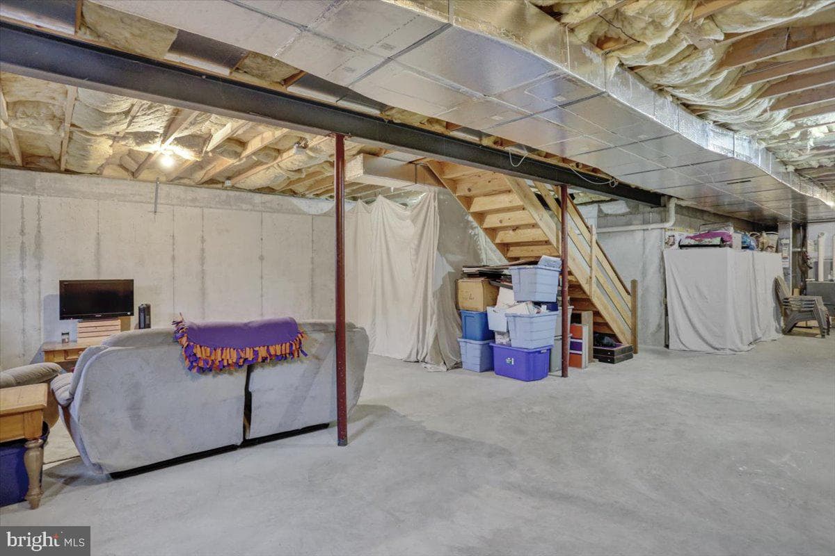 15 Pickwick Place photo 51