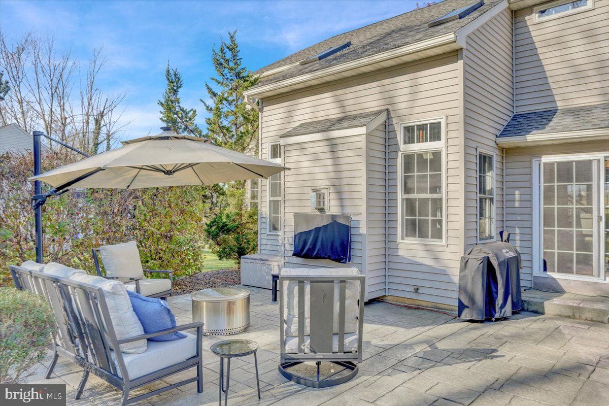 15 Pickwick Place photo 53