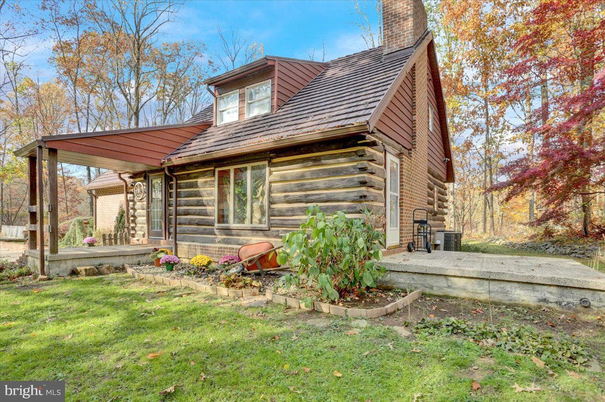 110 Poplar Road photo 25