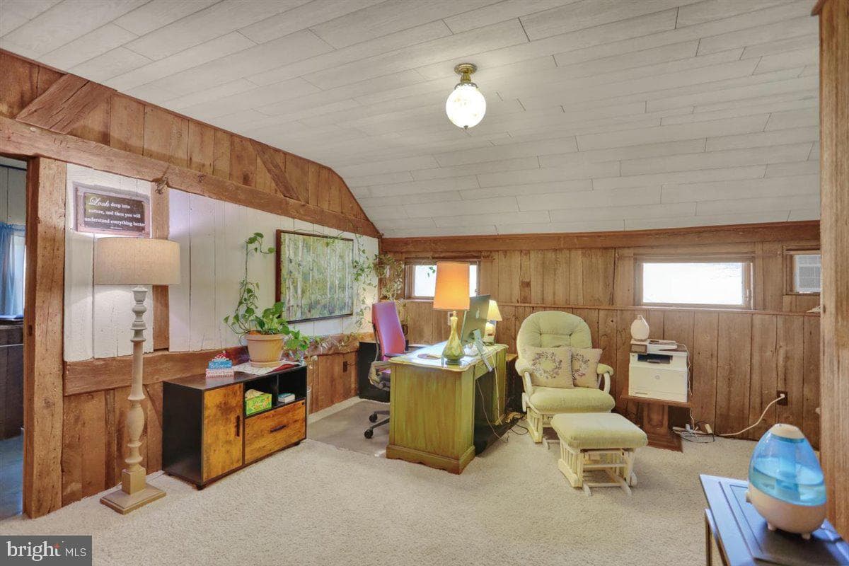 165 Nursery Road photo 30