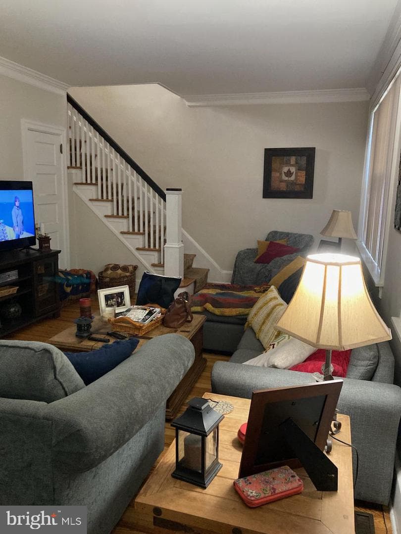 934 Hamilton Place photo 2