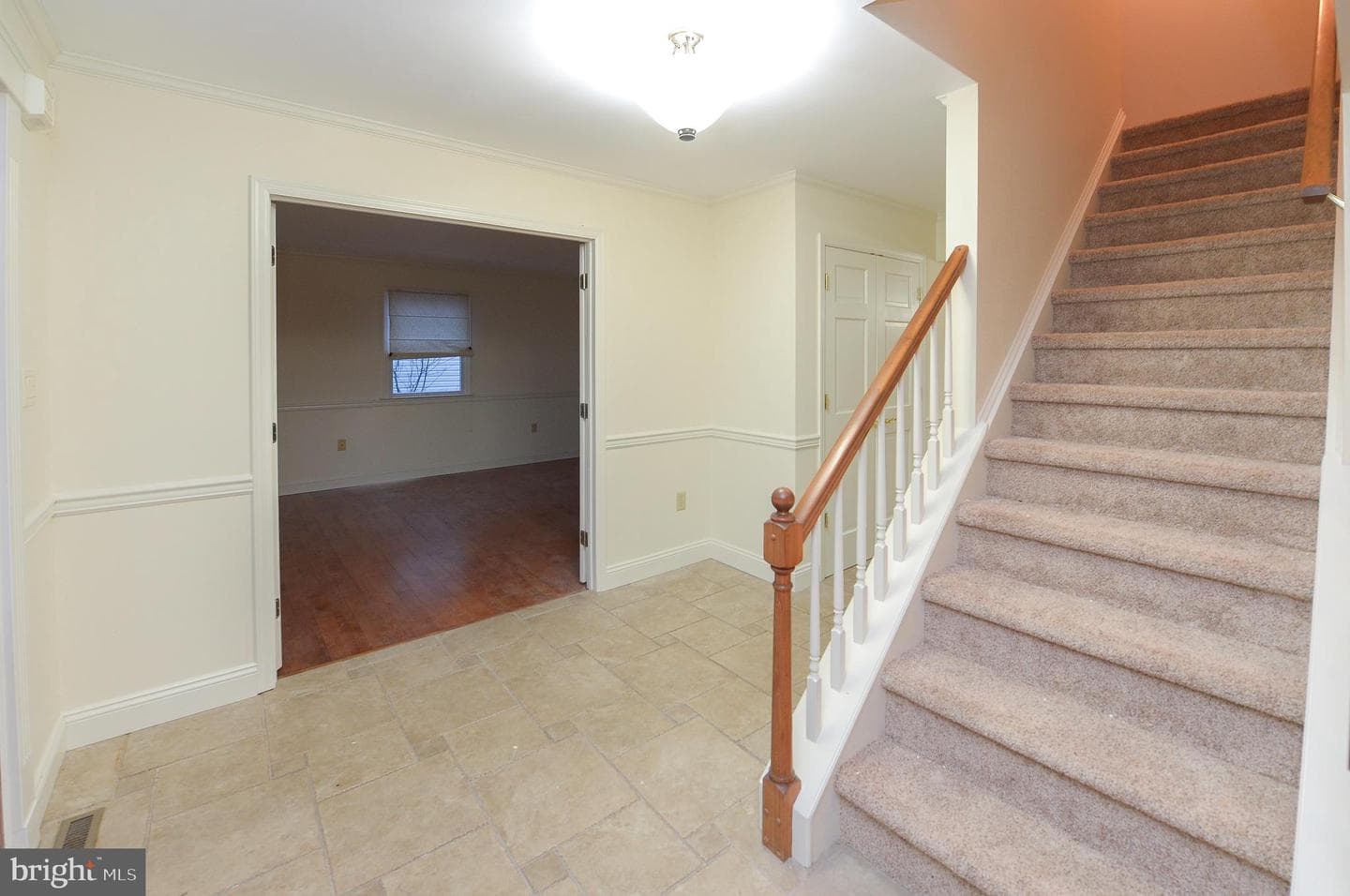 249 Keats Drive photo 19