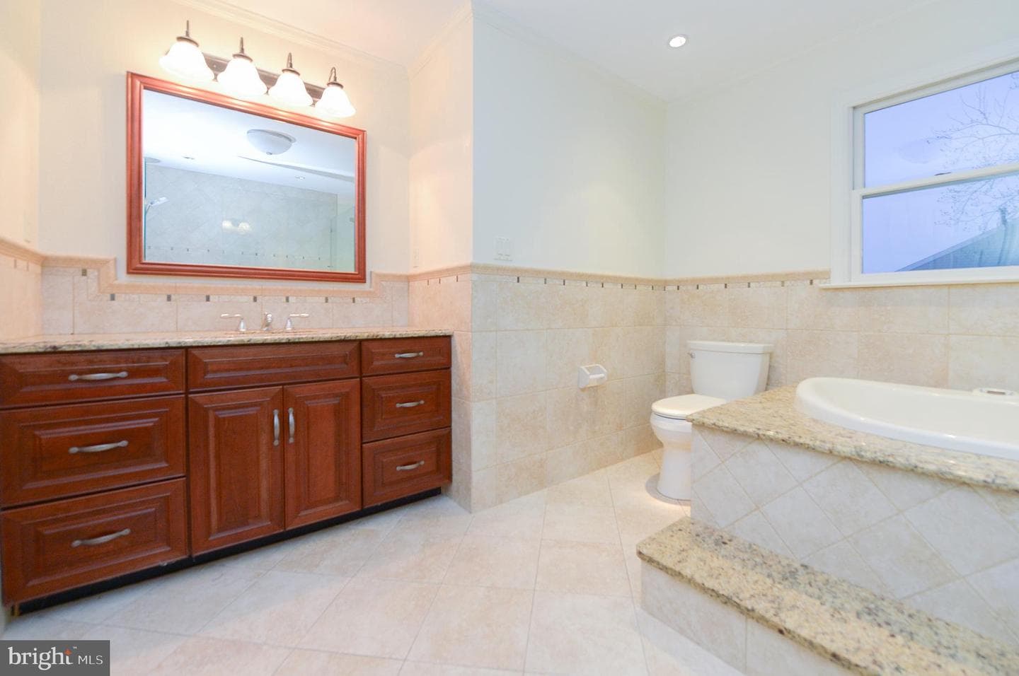 249 Keats Drive photo 24