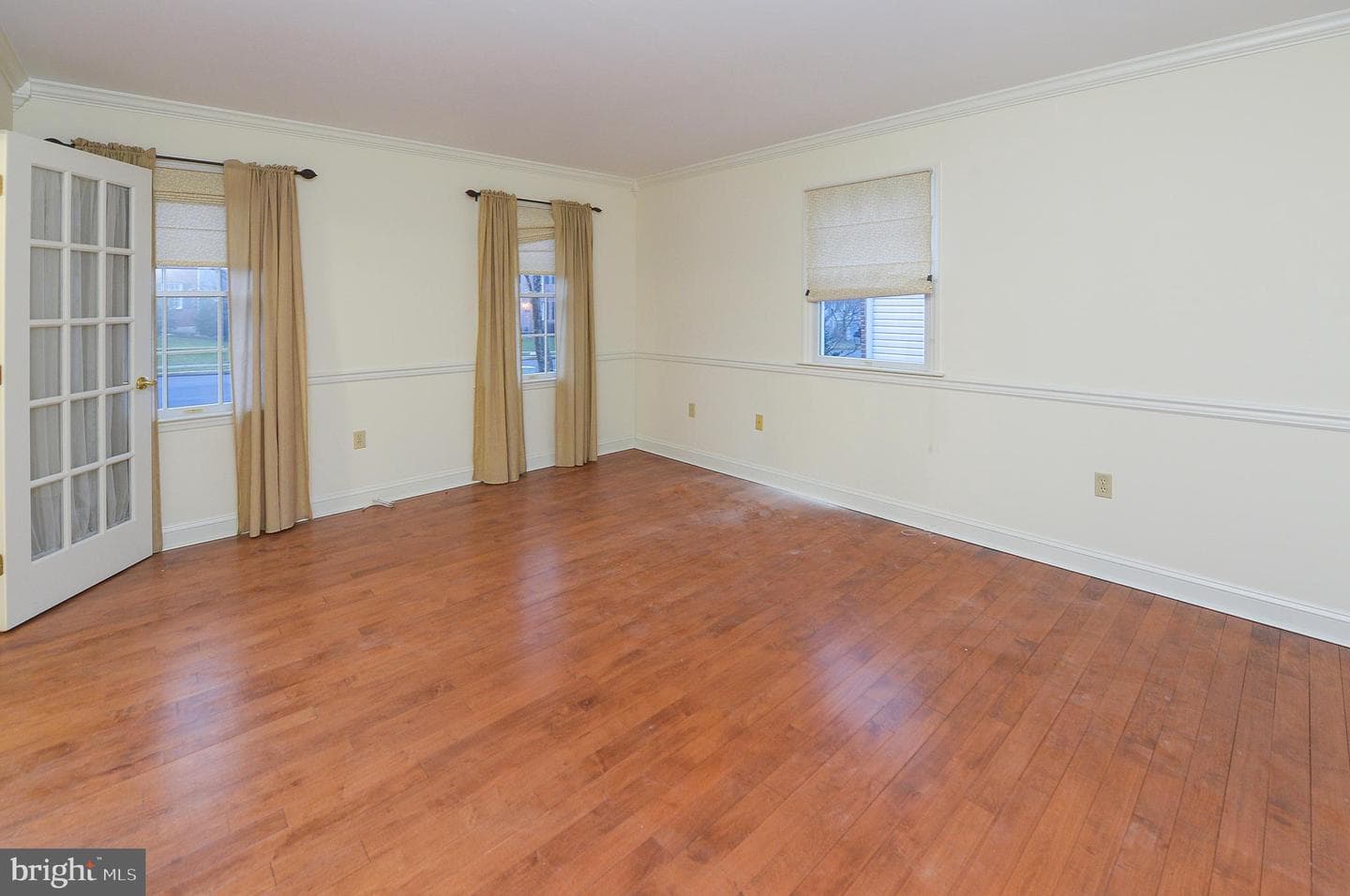 249 Keats Drive photo 7