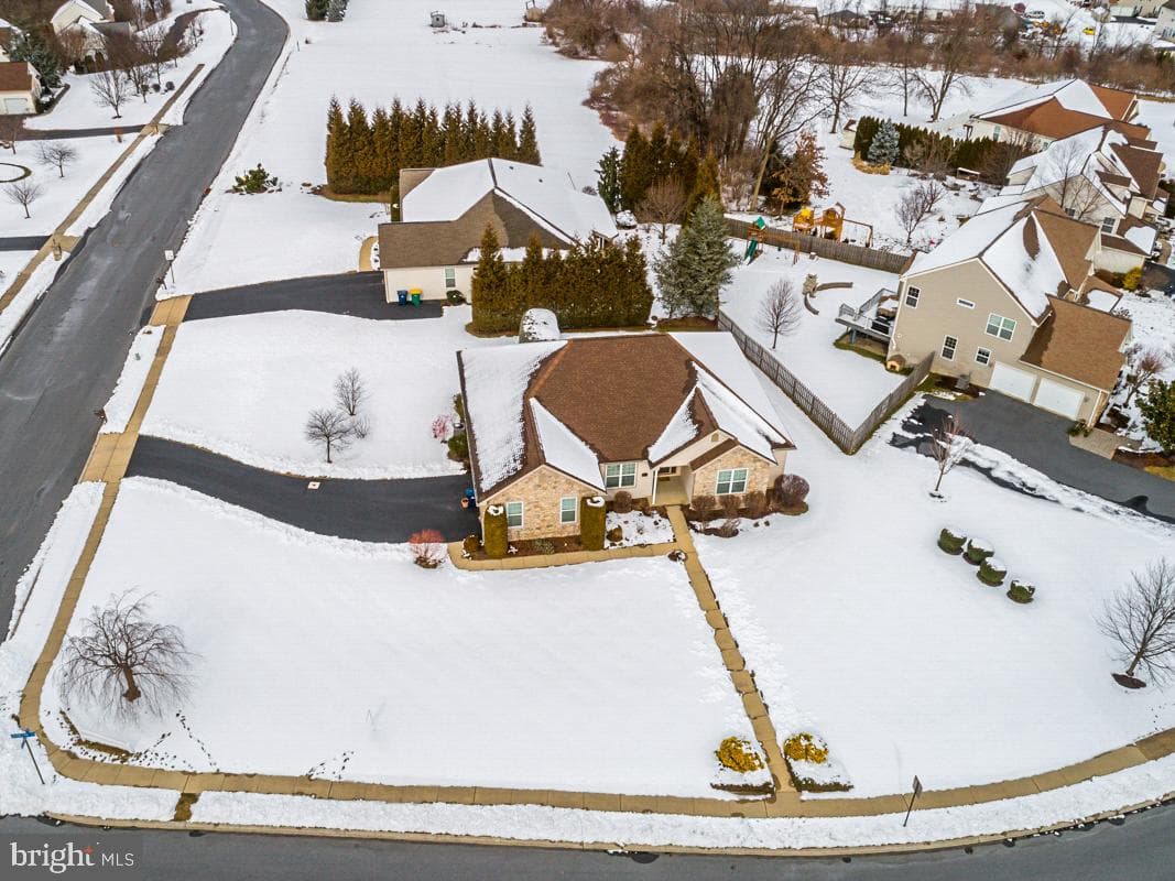116 Ellsworth Drive photo 38