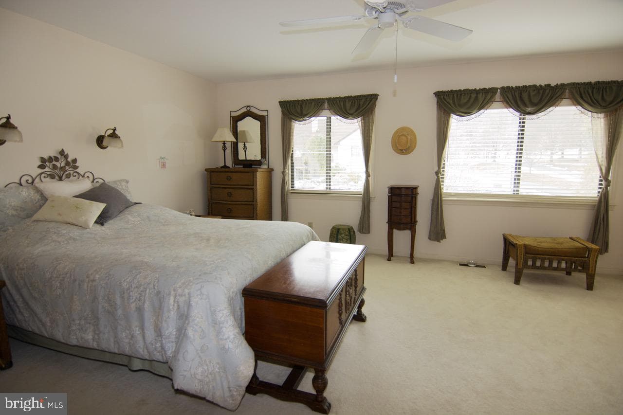 35 Pine Woods Court photo 13