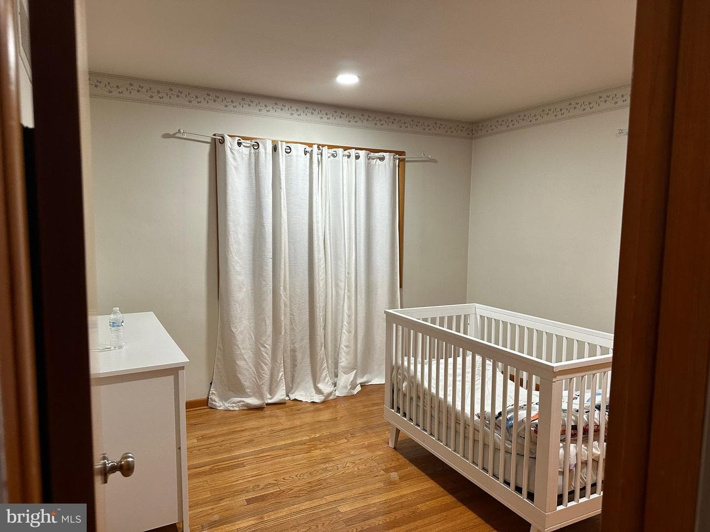 304 Hill Avenue photo 10