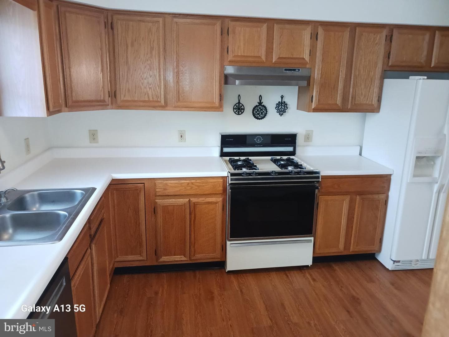 211 Poplar Drive photo 6