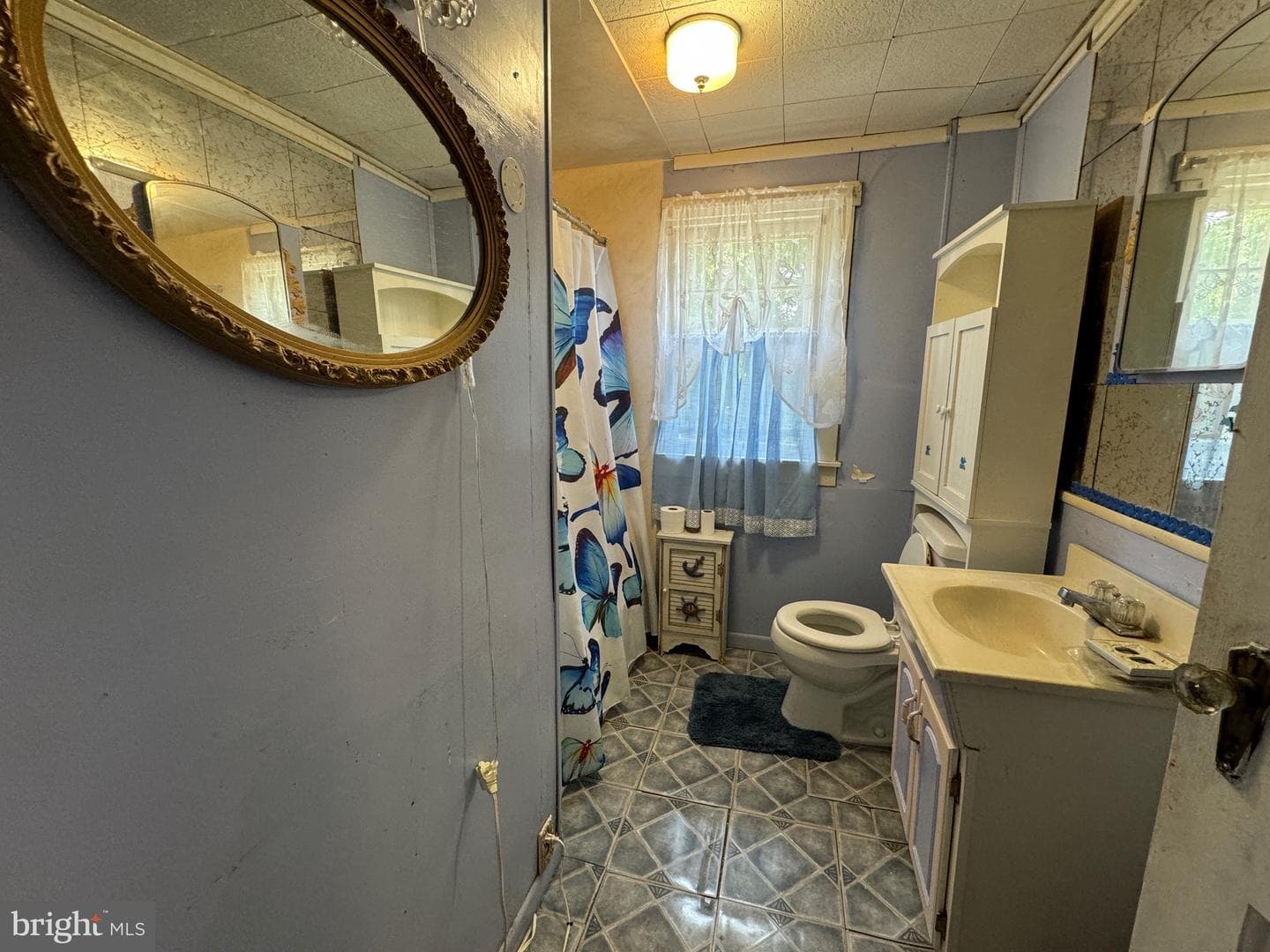 208 Midland Avenue photo 6