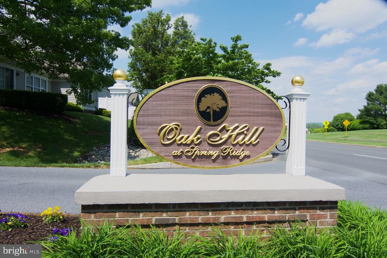 226 Oak Hill Lane photo 1
