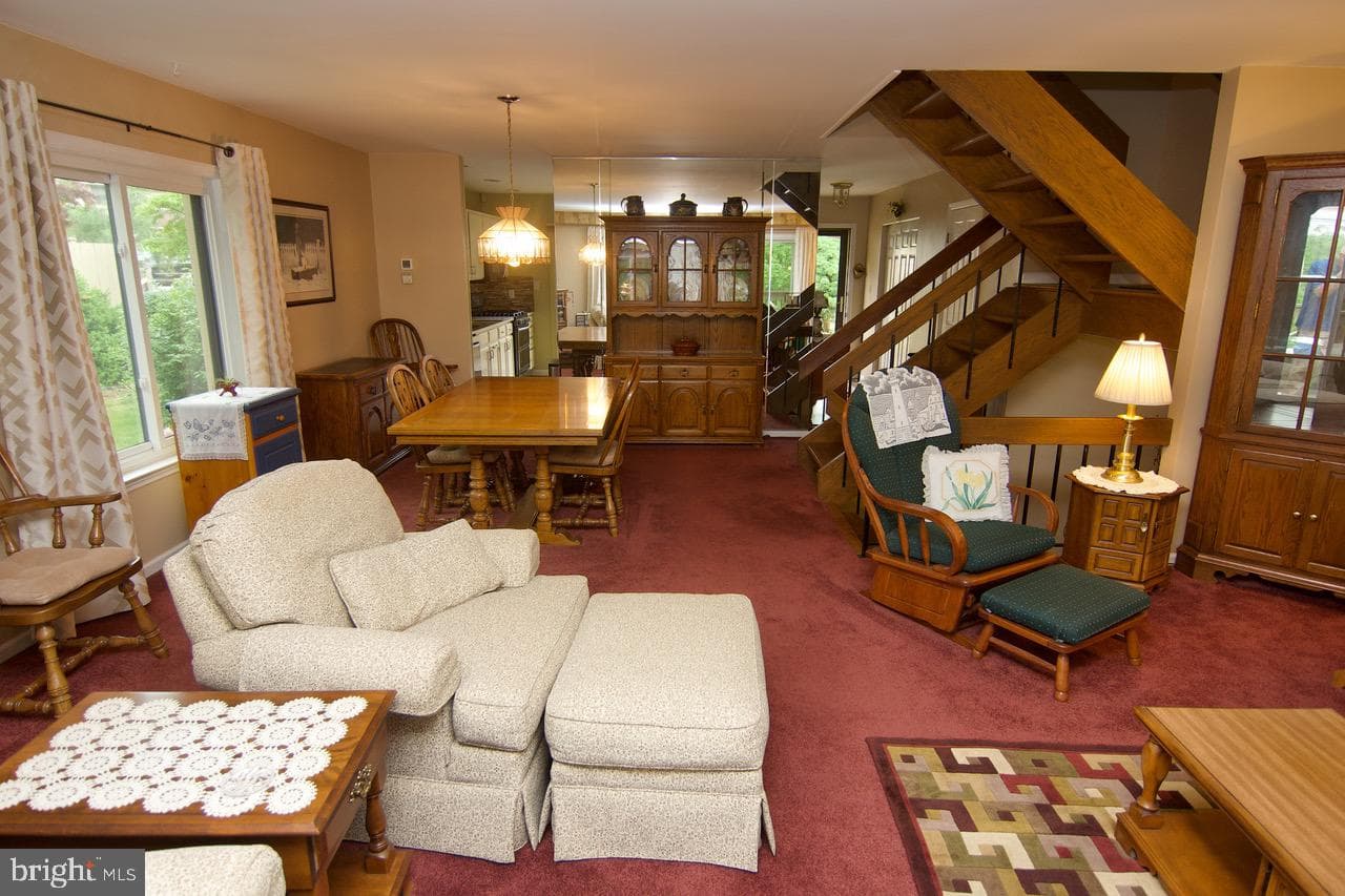 24 Pine Woods Court photo 6
