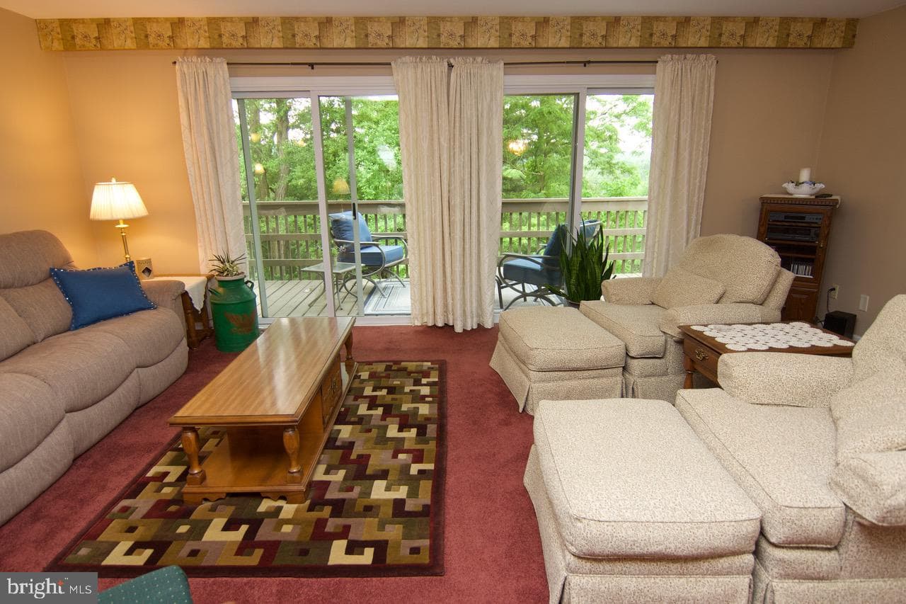 24 Pine Woods Court photo 8