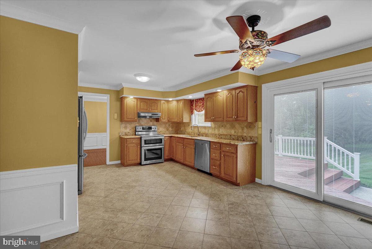 147 Fox Hill Drive photo 10