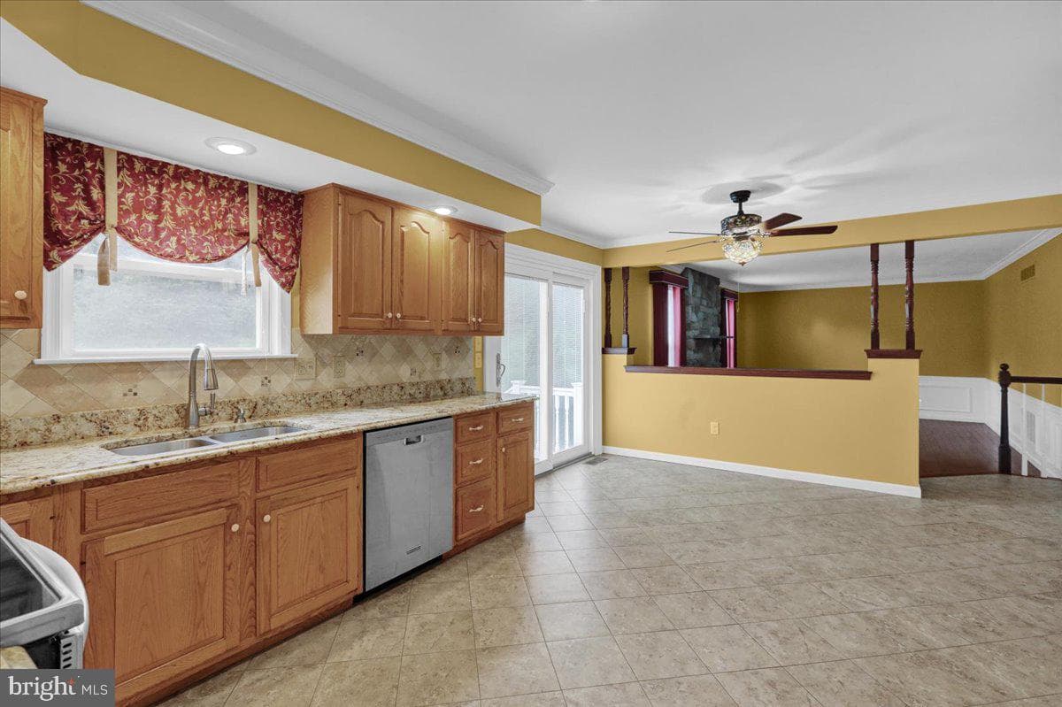 147 Fox Hill Drive photo 11