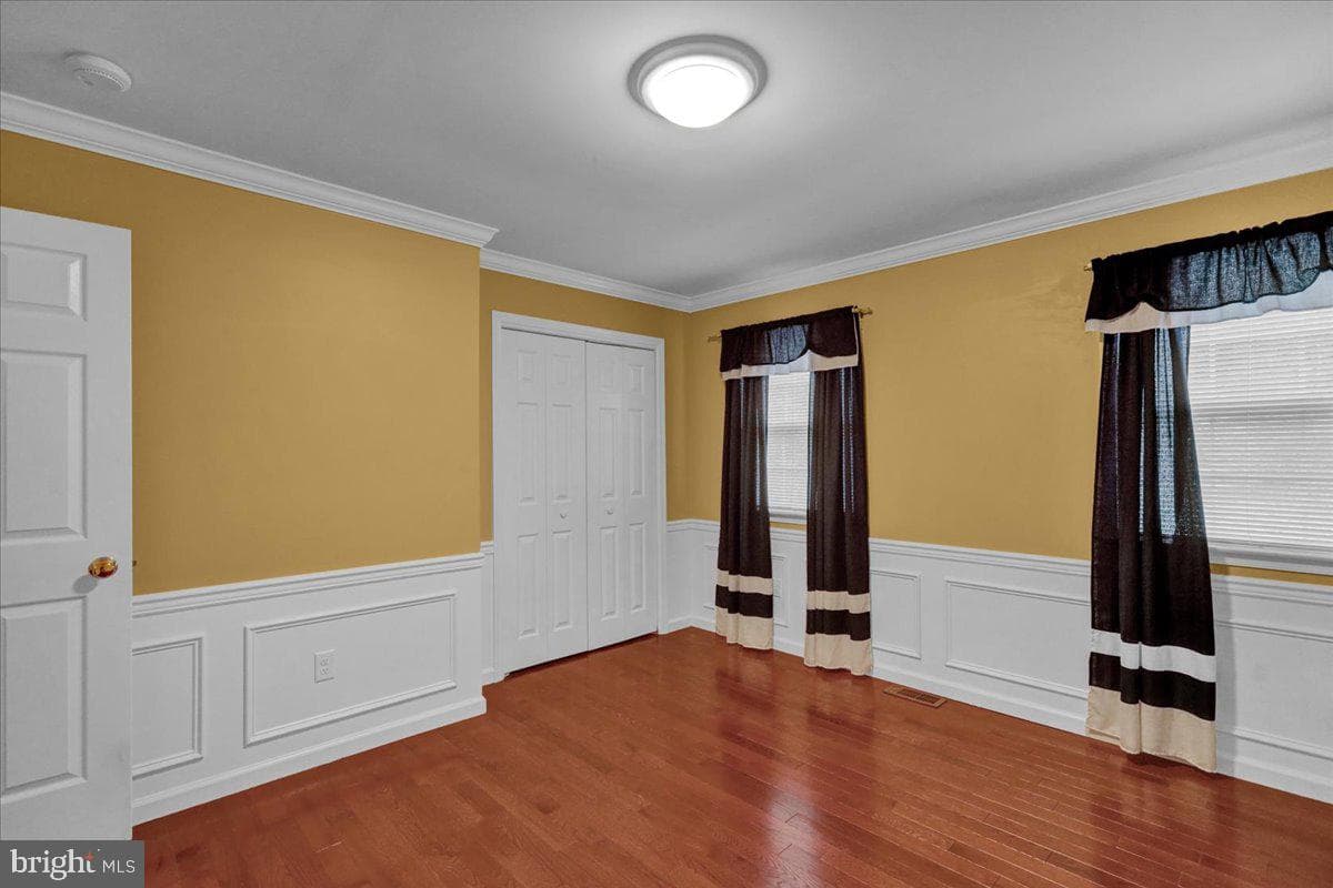 147 Fox Hill Drive photo 34