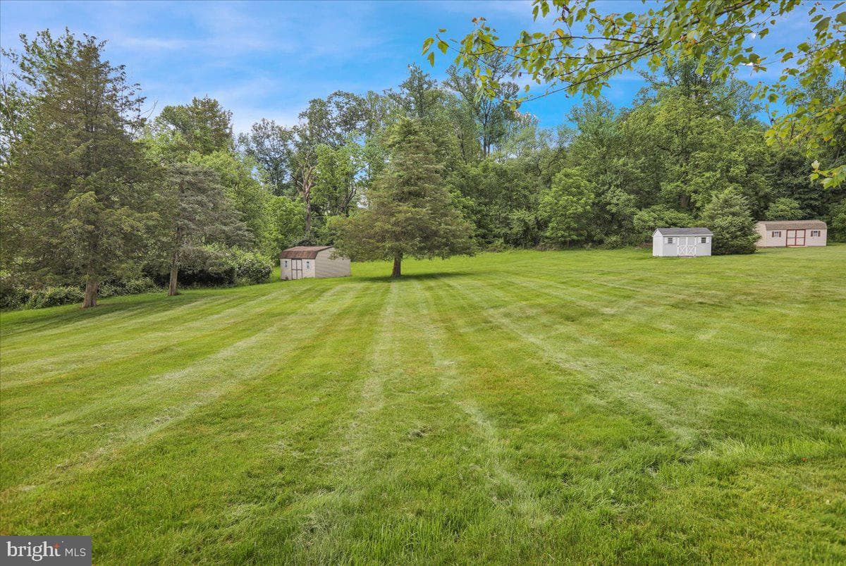 147 Fox Hill Drive photo 44