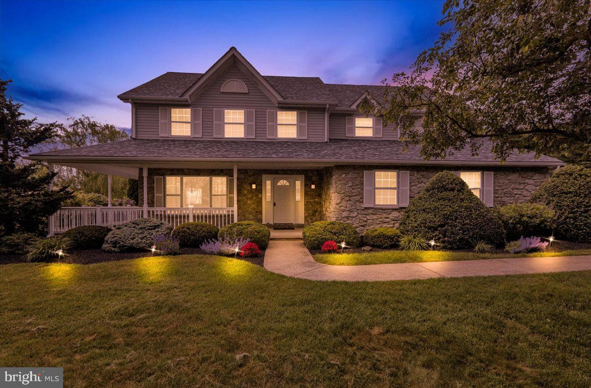 147 Fox Hill Drive photo 48