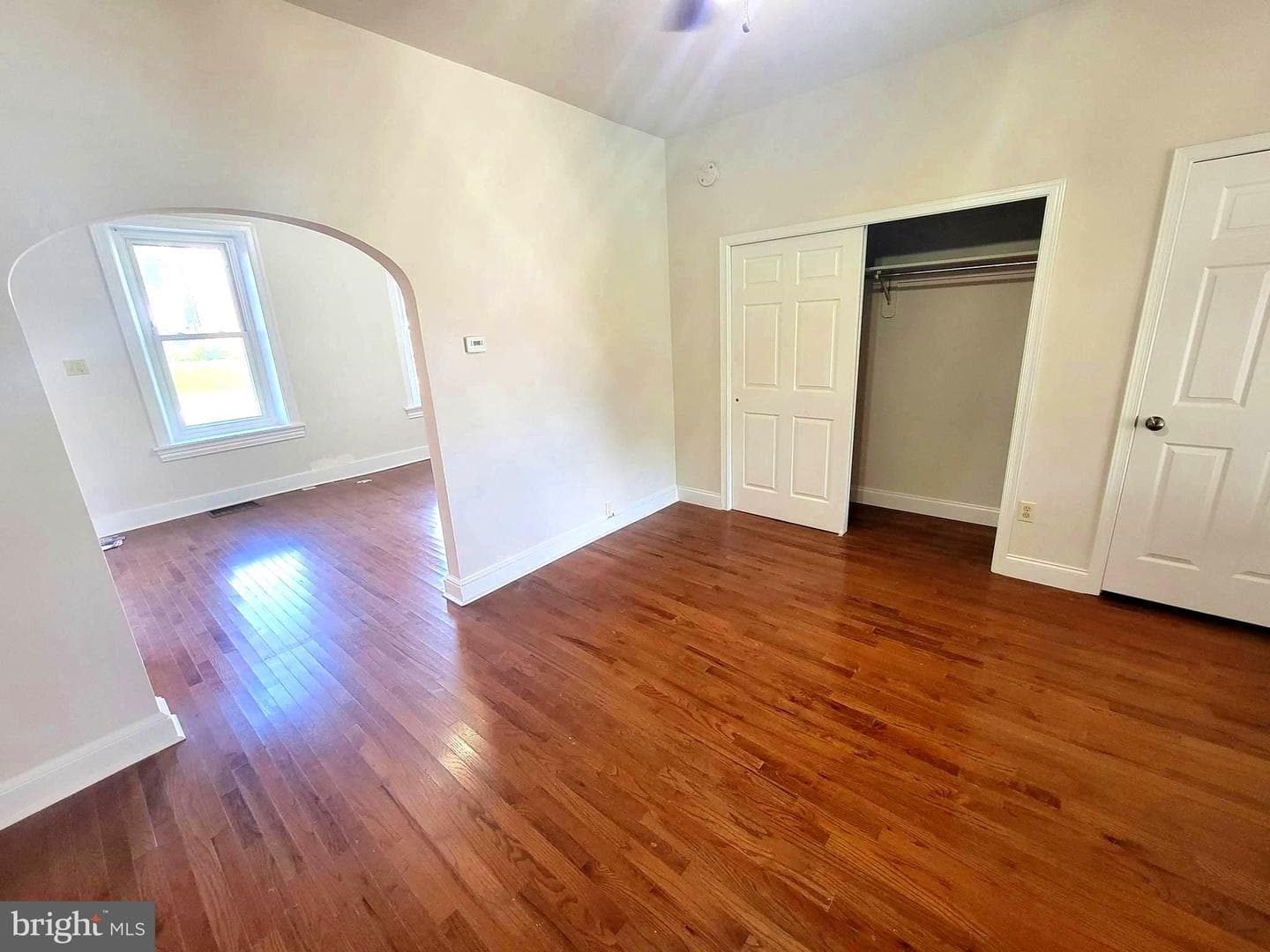 622 E Philadelphia Avenue photo 4