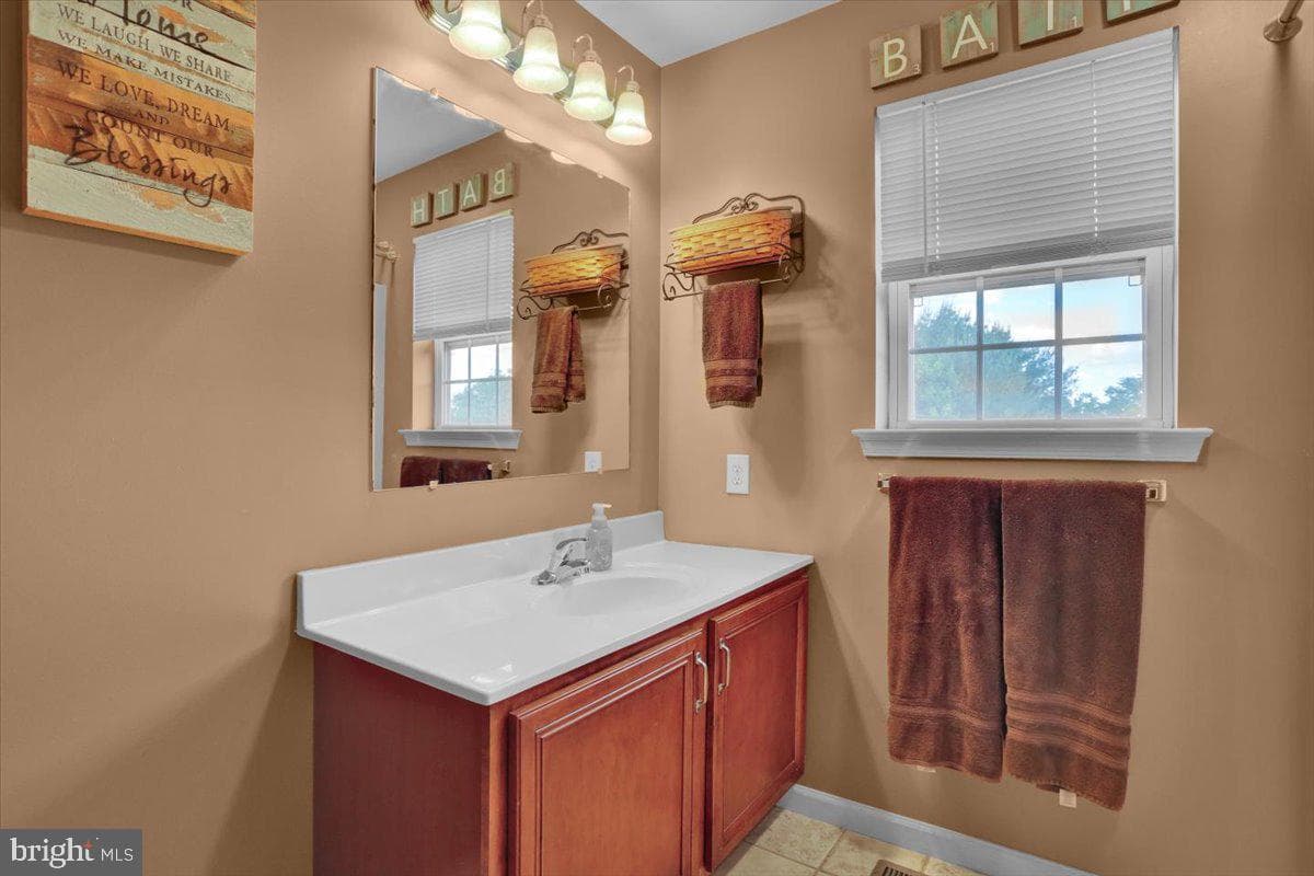 59 Sunglo Drive photo 32
