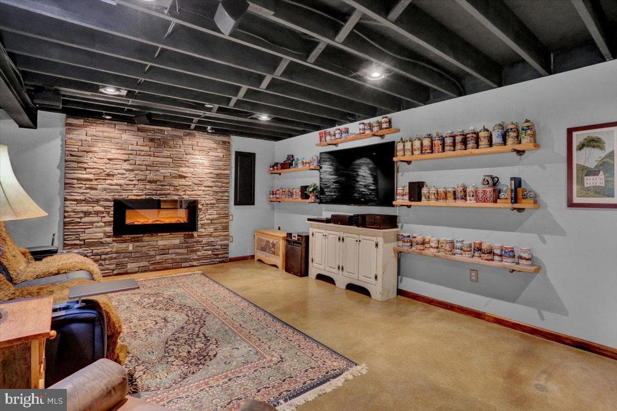 59 Sunglo Drive photo 46