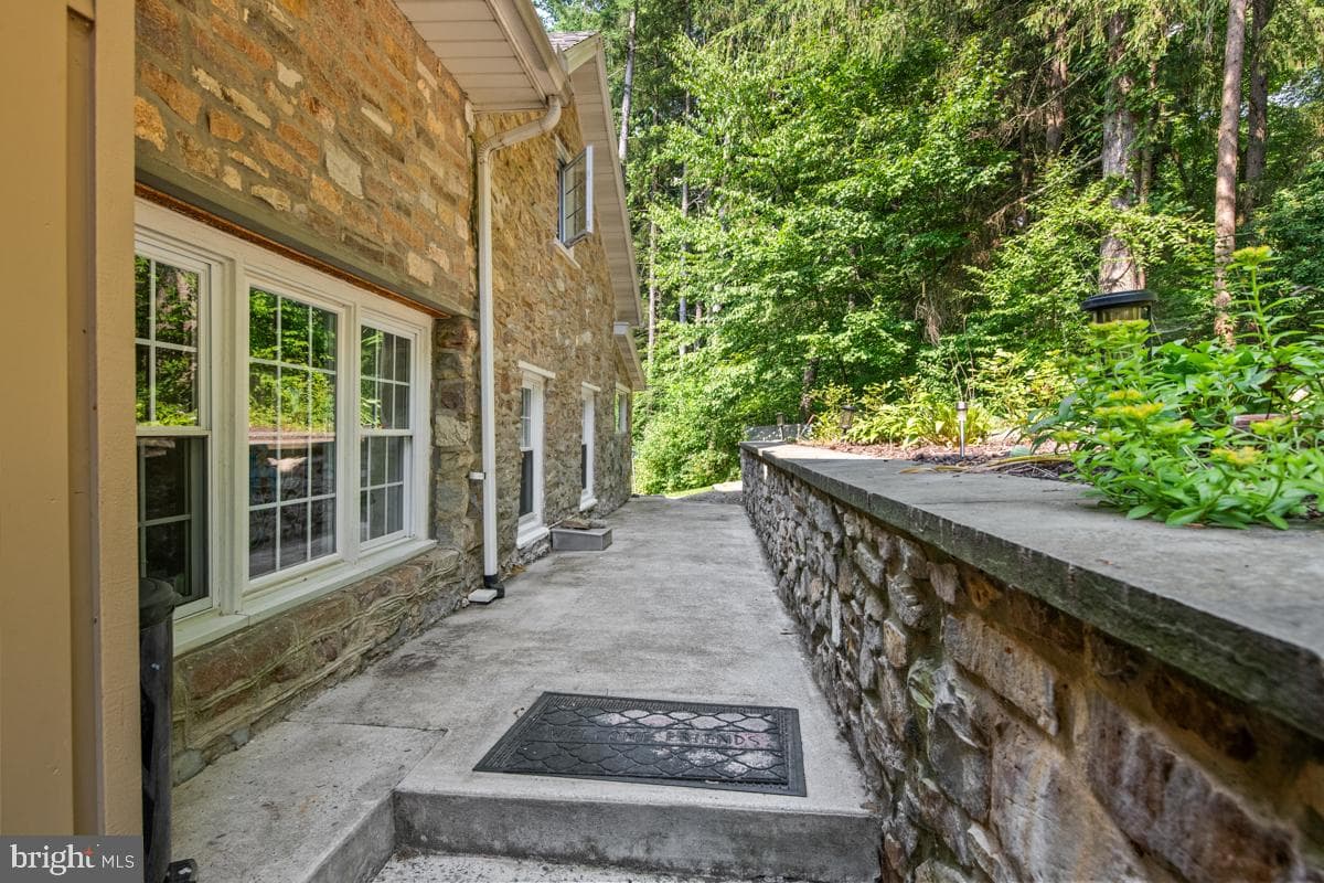 97 Hartline Road photo 8