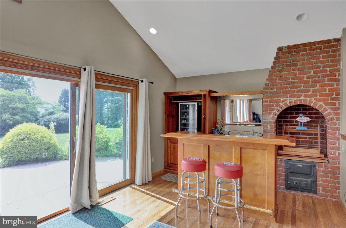 831 N Church Road photo 11