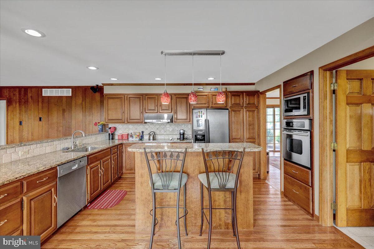 831 N Church Road photo 15