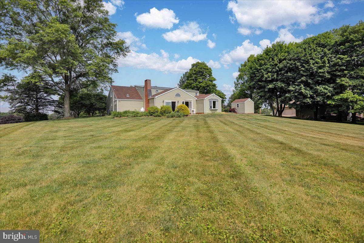 831 N Church Road photo 36
