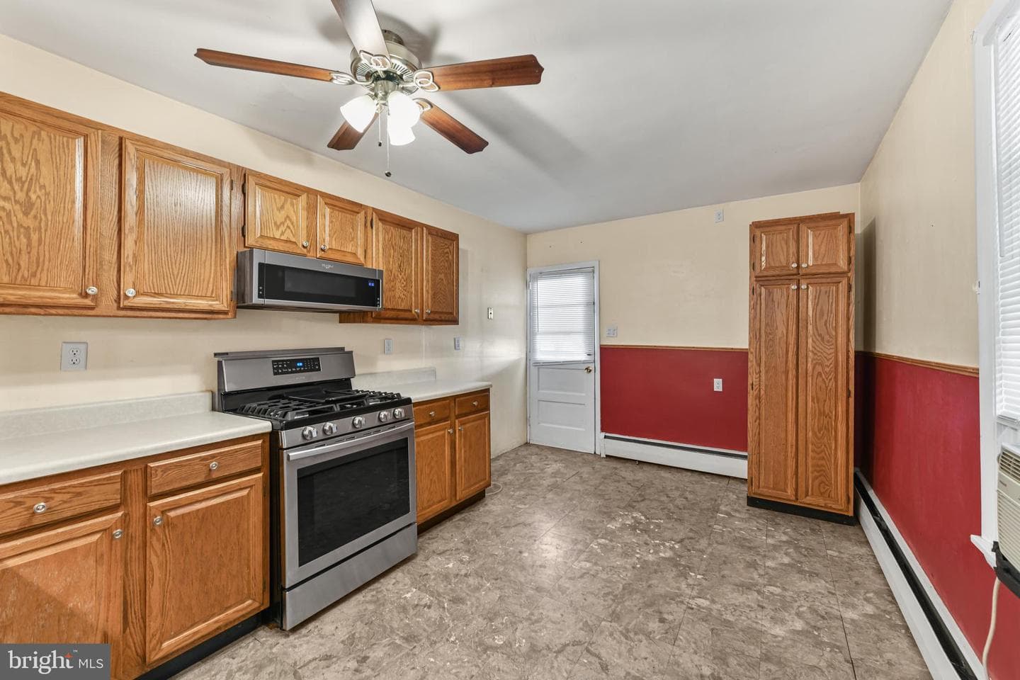 1348 Birch Street photo 10