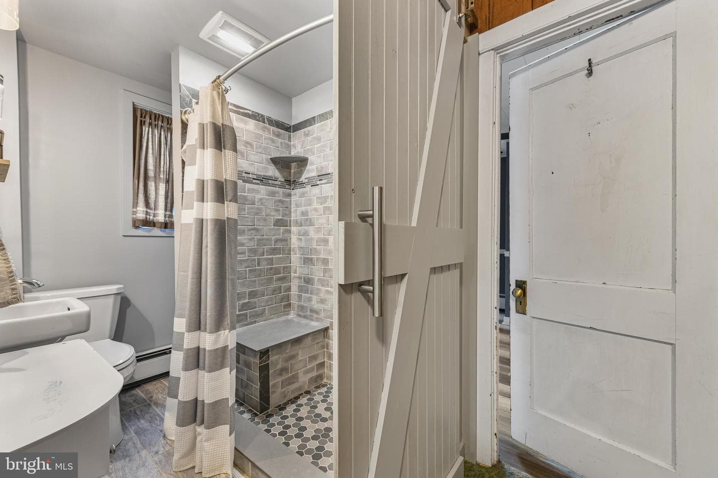 1348 Birch Street photo 15