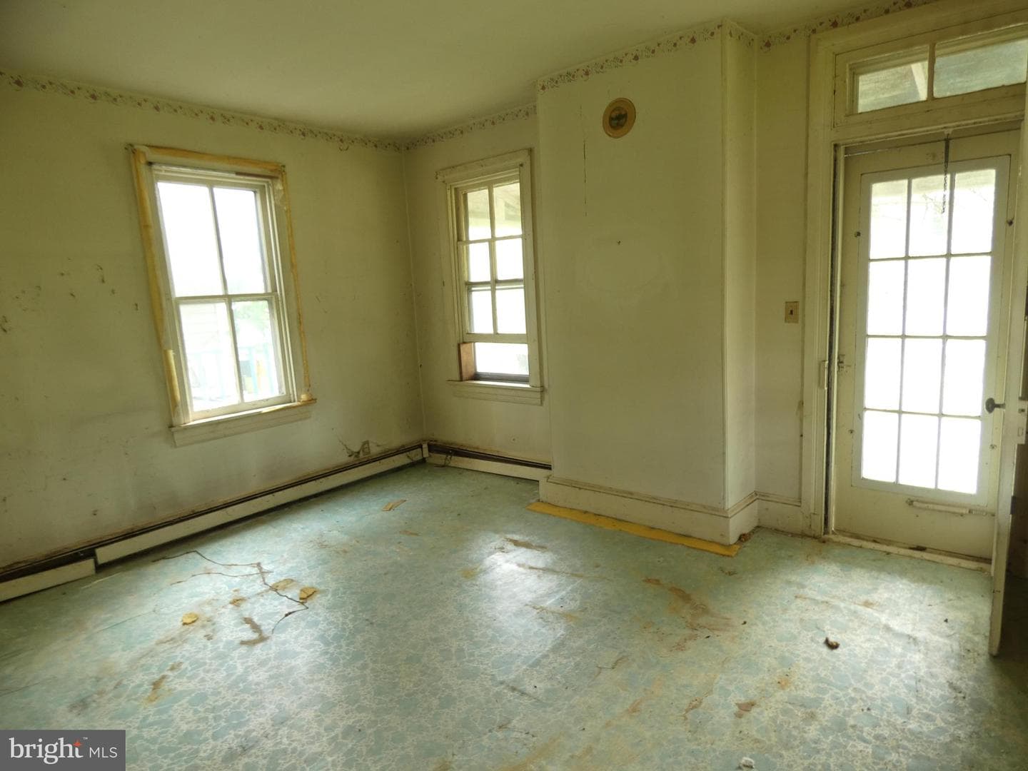 16 Eshbach Lane photo 11