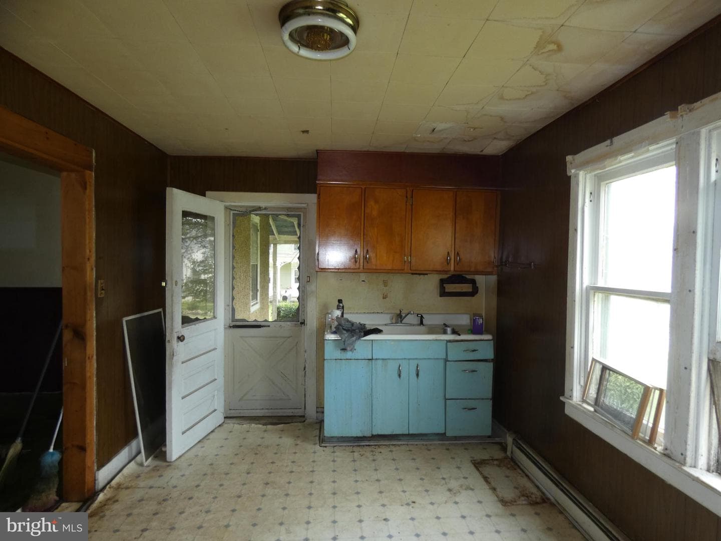 16 Eshbach Lane photo 9